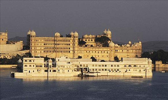 城市宫殿,湖上皇宫,酒店,湖,皮丘拉,乌代浦尔,拉贾斯坦邦,印度