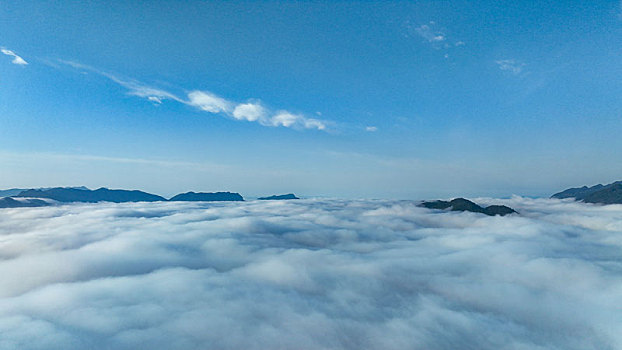 重庆酉阳,雨后浓雾又见,酉阳蓝