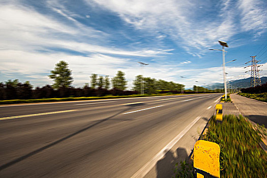 道路