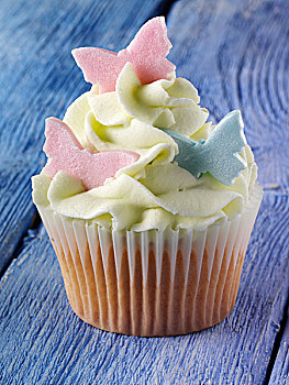 蝴蝶,冰冻,杯形蛋糕,蓝色背景