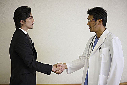 商务人士,医生,握手