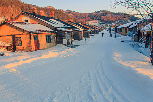 横道河子夕照