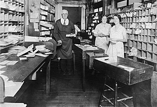 男人,两个女人,工作,邮局,20世纪40年代,精准,位置,未知,德国,欧洲