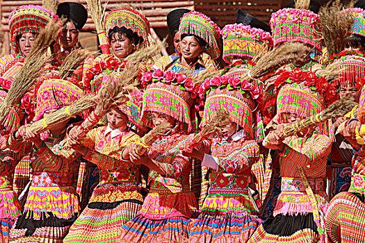傈僳族歌舞