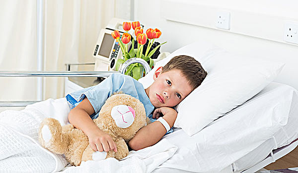 男孩,卧,泰迪熊,医院