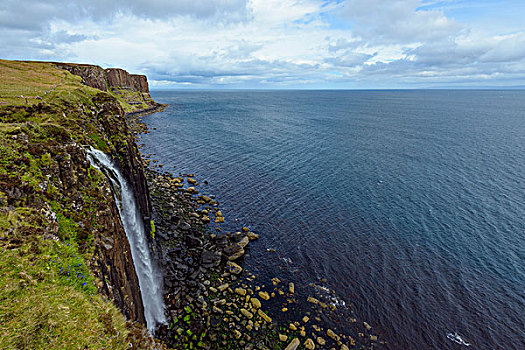 瀑布,苏格兰式短裙,石头,半岛,斯凯岛,苏格兰,英国