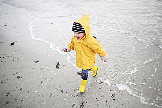 3岁,男孩,玩,水,海滩