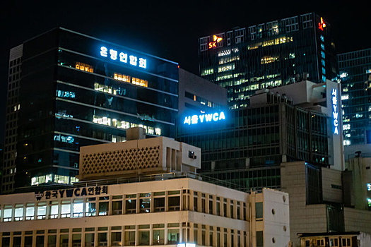 韩国首尔明洞商务楼夜景风光