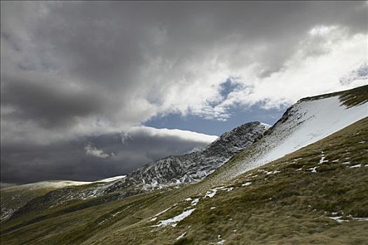 积雪,山坡,湖区国家公园,英国