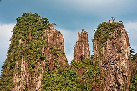 人间仙境,天南第一峰,湖南郴州市宜章县蟒山五指峰