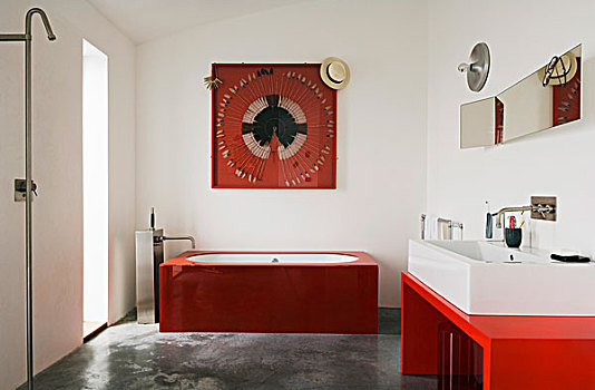 简约,浴室,盥洗池,红色,桌子,玻璃,浴缸,水泥地