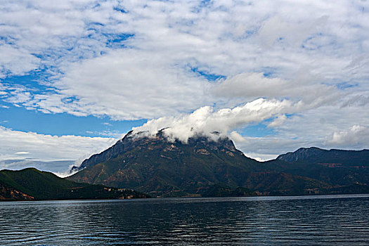 泸沽湖