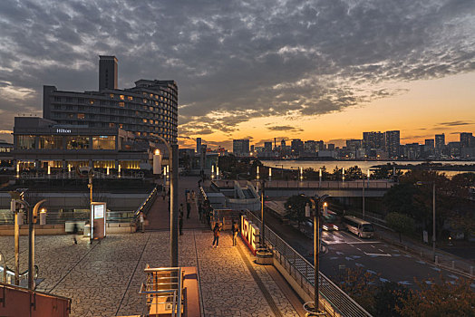 日本东京商务区夜景