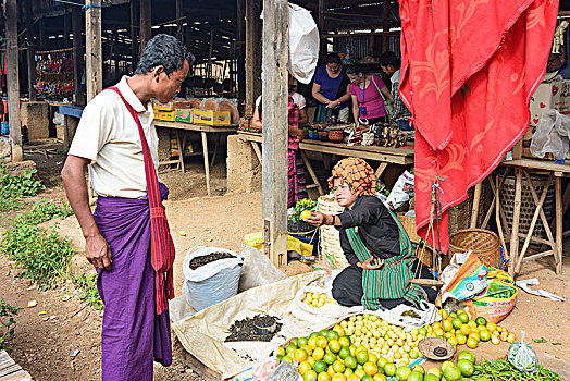 市场,白天,旋转,出售,女人,顾客,人,茵莱湖,掸邦,缅甸