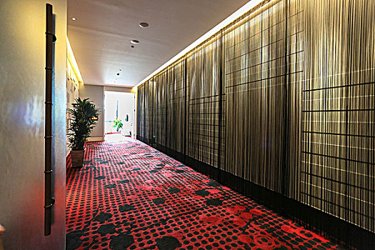 北京某酒店过厅与装置墙