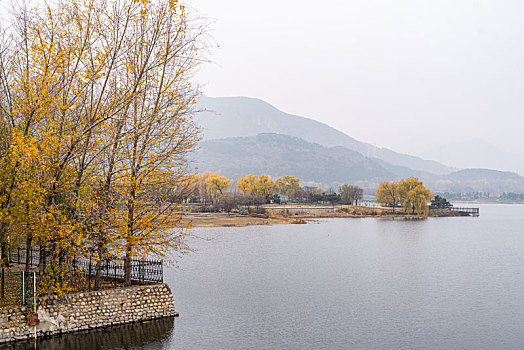 北京雁栖湖秋色