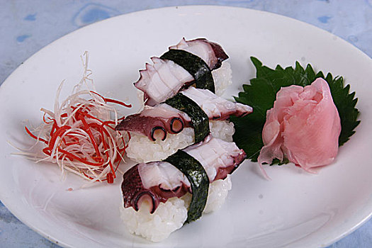 鱆鱼寿司