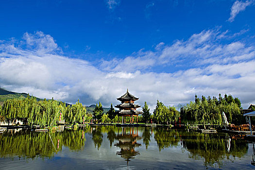 玉龙雪山脚下,悦榕庄风景