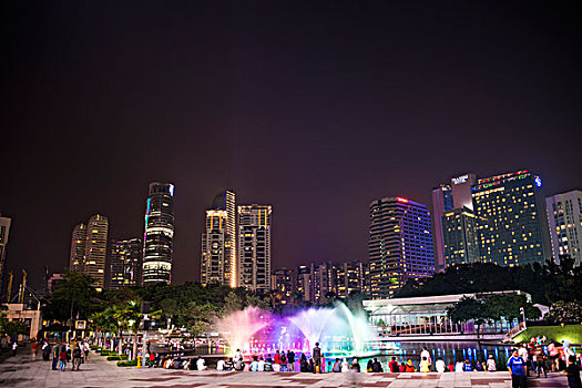人,看,灯,展示,喷水池,湖,交响乐,城市公园,摩天大楼,市中心,吉隆坡,马来西亚,亚洲