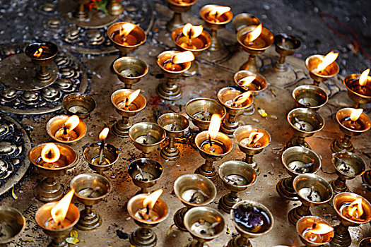 烛台,四眼天神庙,加德满都,尼泊尔,亚洲