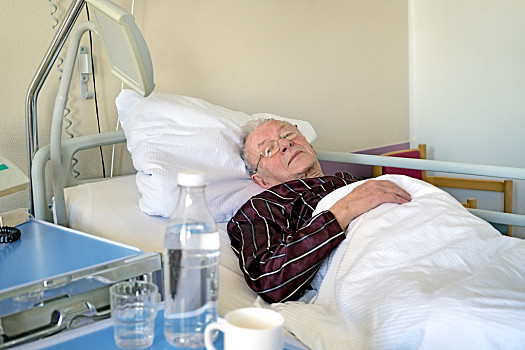 病人住院图片 睡着图片