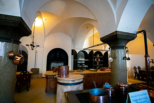 德国新天鹅堡城内古老的皇家厨房
