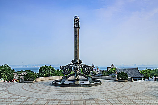 山东省威海市刘公岛中华海坛建筑景观
