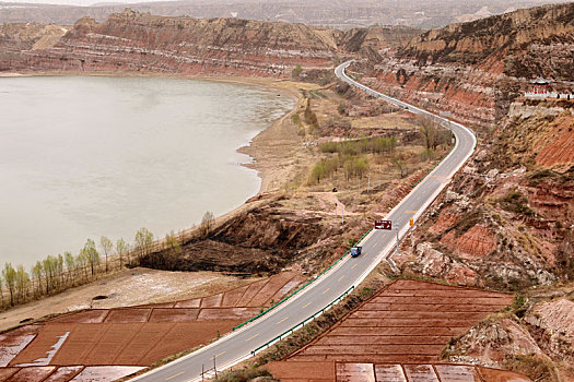 沿黄公路