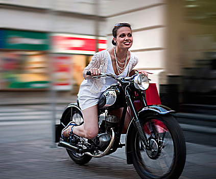 女青年,骑,摩托车