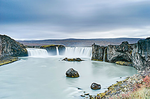 瀑布,神灵瀑布,冰岛