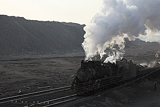 煤矿与蒸汽火车
