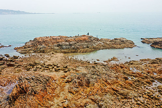 航拍山东青岛太平湾海岬角礁石林立