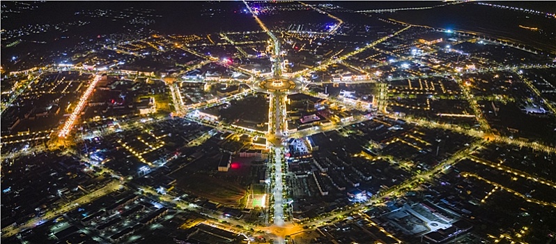 新疆特克斯八卦城城市风景