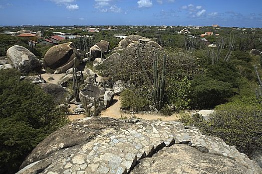 岩石构造,阿鲁巴,荷属列斯群岛