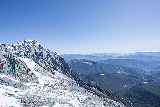 玉龙雪山