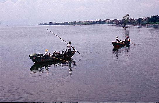 云南大理洱海渔家