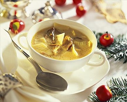 蘑菇汤,面条,圣诞装饰