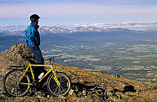 骑车,看,上方,山谷,不列颠哥伦比亚省,加拿大