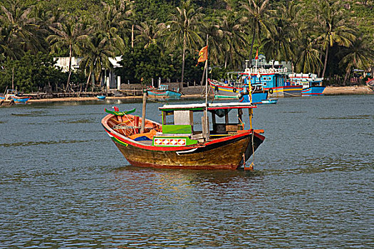 船,沿岸城镇,越南,东南亚