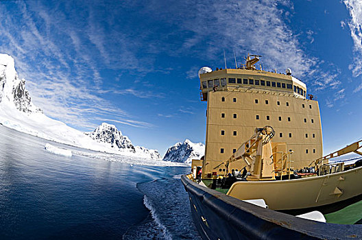 南极半岛,俄罗斯,破冰船