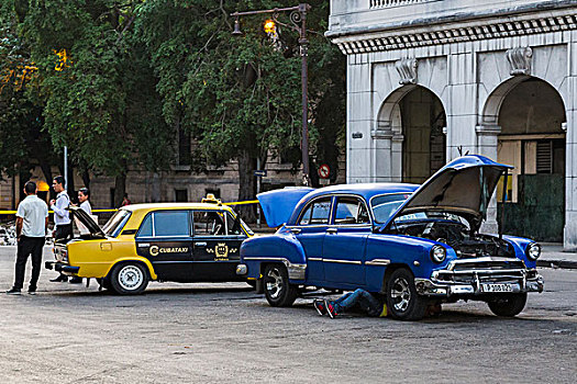 旧式,美洲,汽车,抛锚,街上,哈瓦那