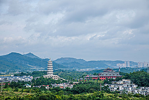 贵州省贵阳青岩古镇寺院白搭