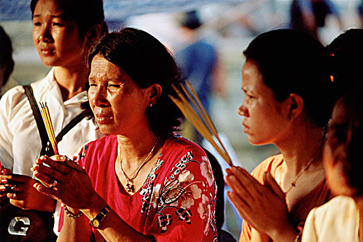 柬埔寨,金边,祈祷,香