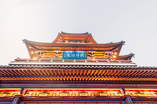 中国江苏南京的赏心亭古建筑夜景
