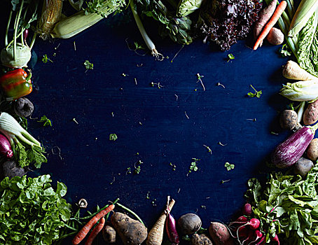 高处,新鲜,蔬菜,水果,圆,蓝色背景,桌子