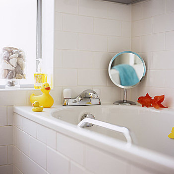 浴室,白色,贴砖,墙壁,黄色,橡皮鸭,坐,石台