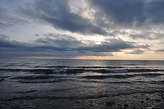 青海湖日出