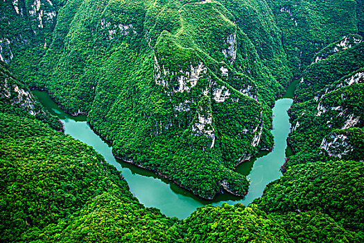 重庆云阳龙缸国家地质公园深山峡谷河流