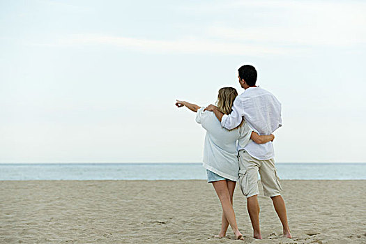 情侣,走,一起,海滩,女人,指点,海洋