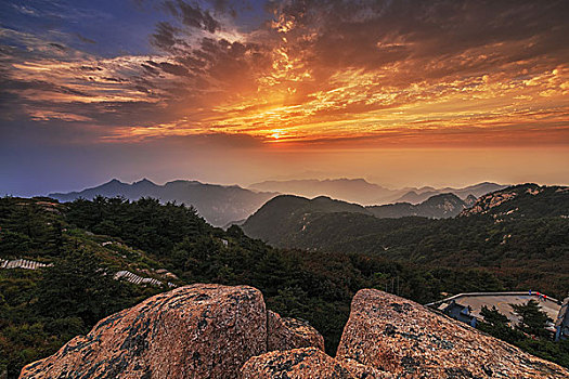 泰山日落